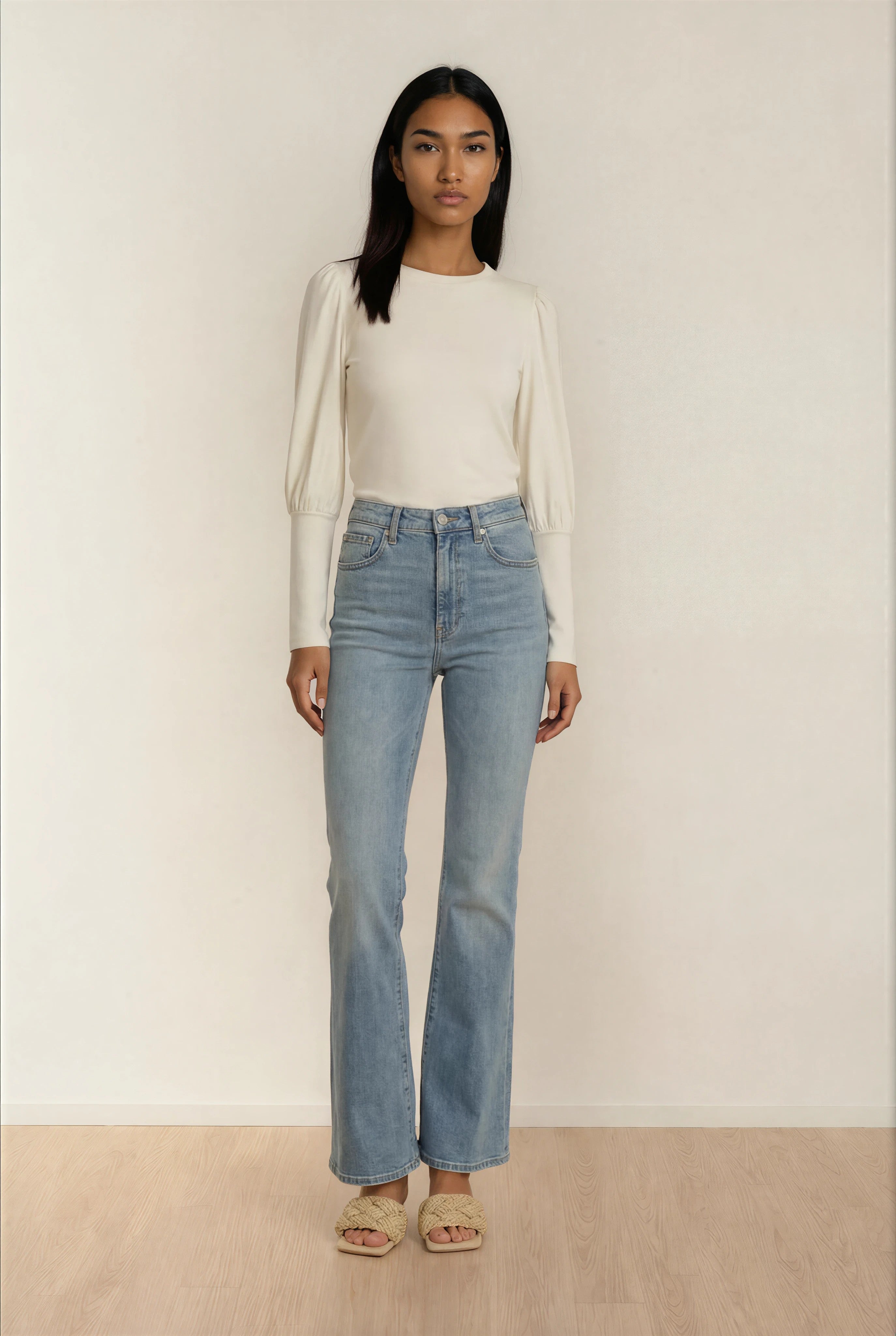 DIANA CREW NECK LONG PUFF SLEEVE T SHIRT NARROW ARMS