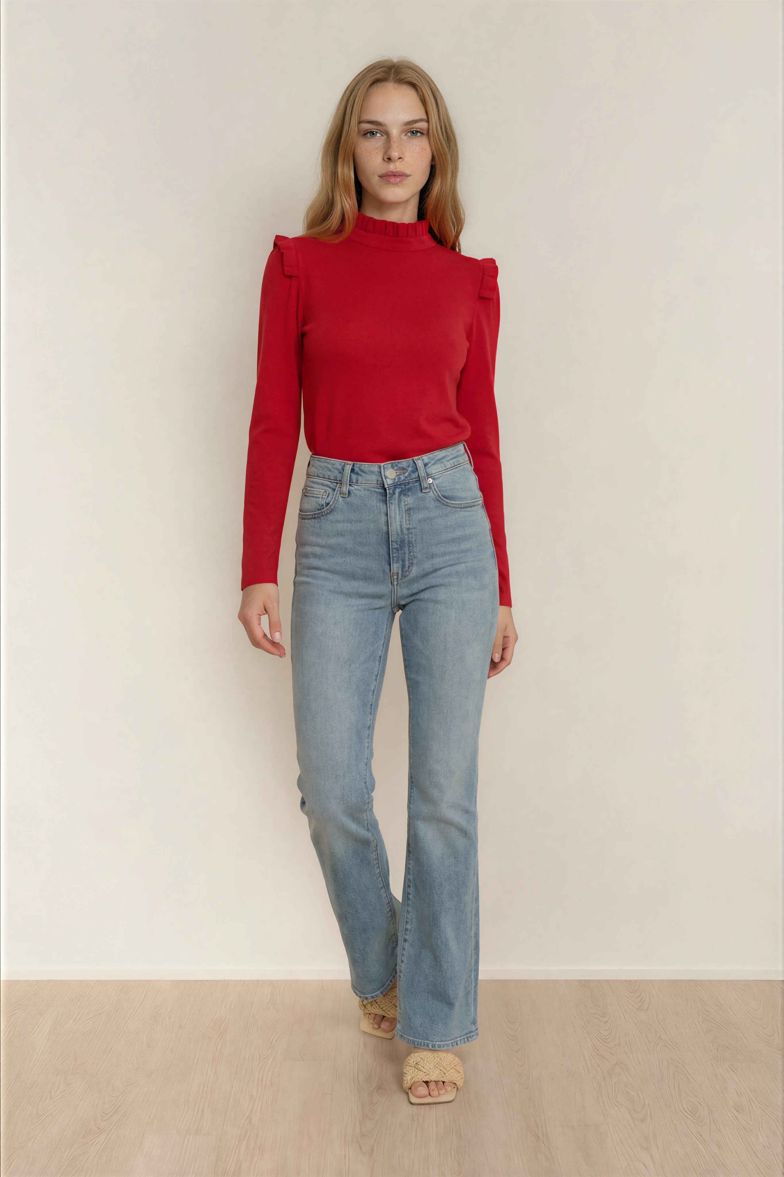 SIENNA PLEATED NECK LONG SLEEVE T SHIRT